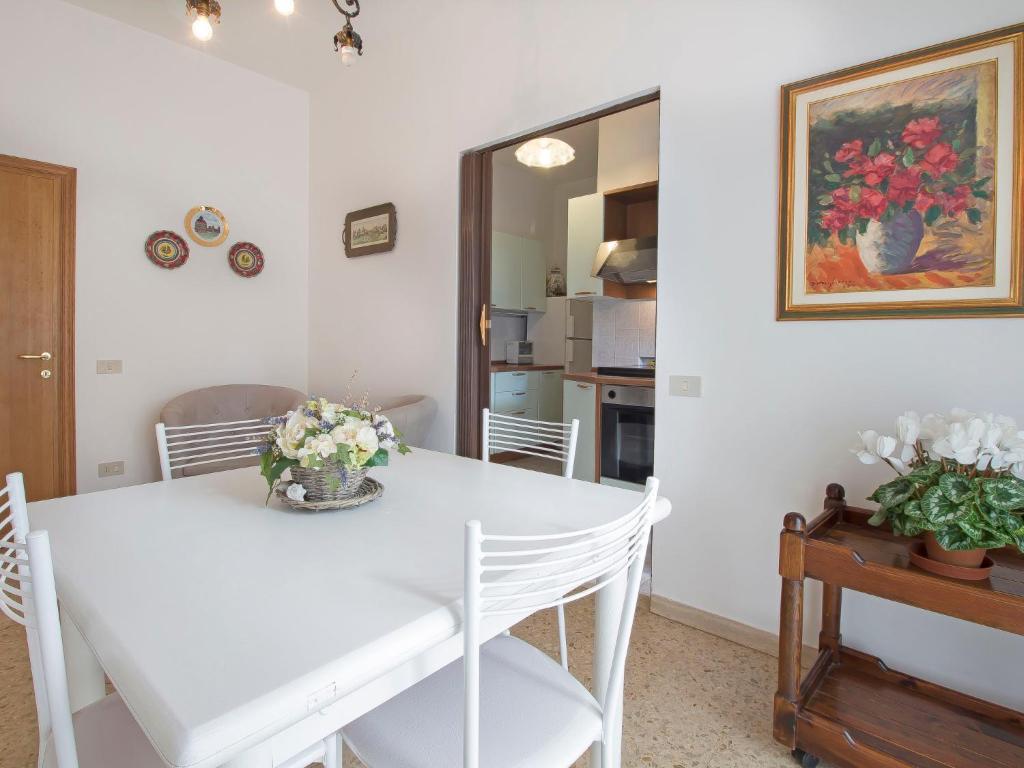 Apartment Levante by Interhome photo 3