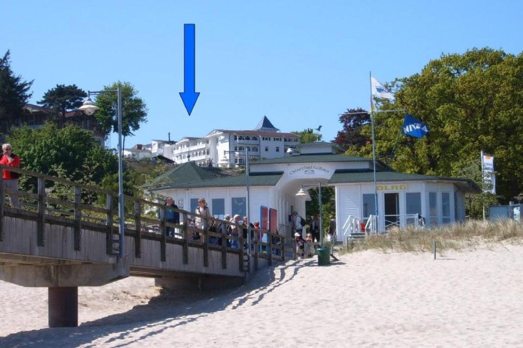 mit Meerblick und Balkon, gratis Nutzung vom AHOI Erlebnisbad und Sauna in Sellin - FeWo Ostseeperle Nr 17 photo 1