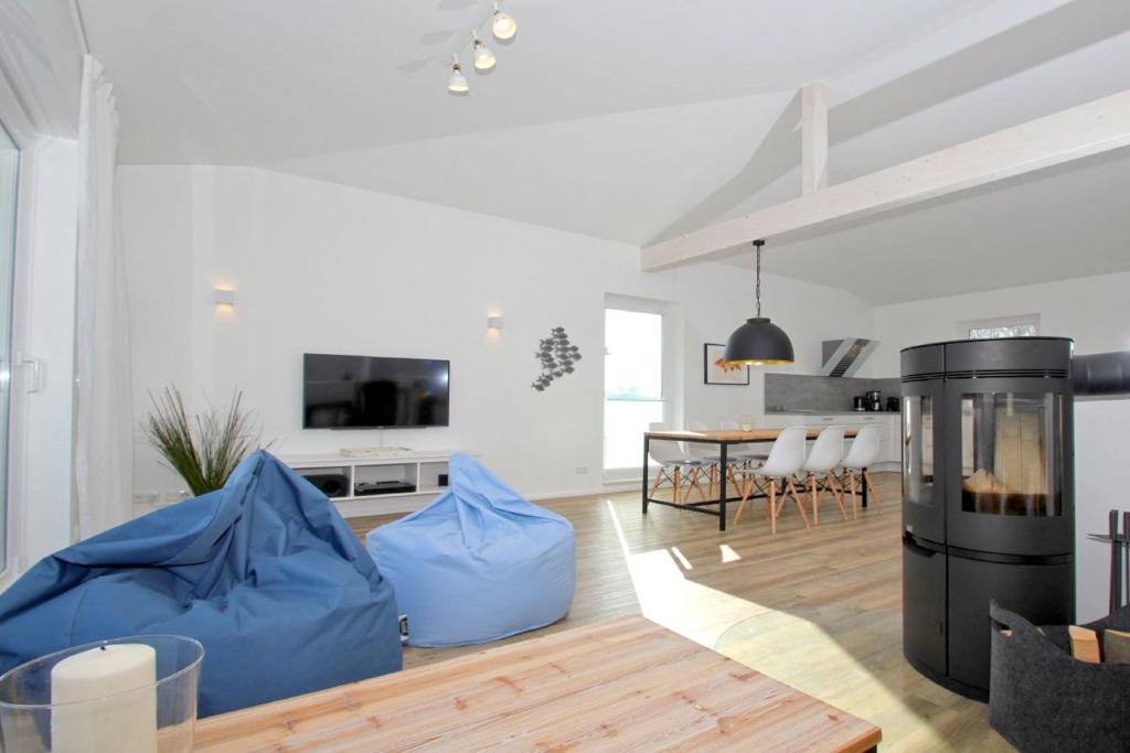 strandnahes Haus mit Meerblick, gratis Nutzung vom AHOI Erlebnisbad und Sauna in Sellin - Sealodge Rügen photo 4