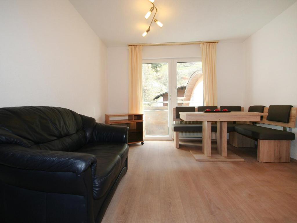 Apartment Alpenrose-1 by Interhome photo 1