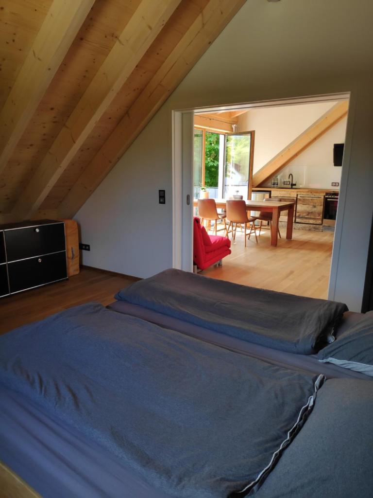 Ferienwohnungen und Zimmer in Reutlingen-Gönningen photo 2