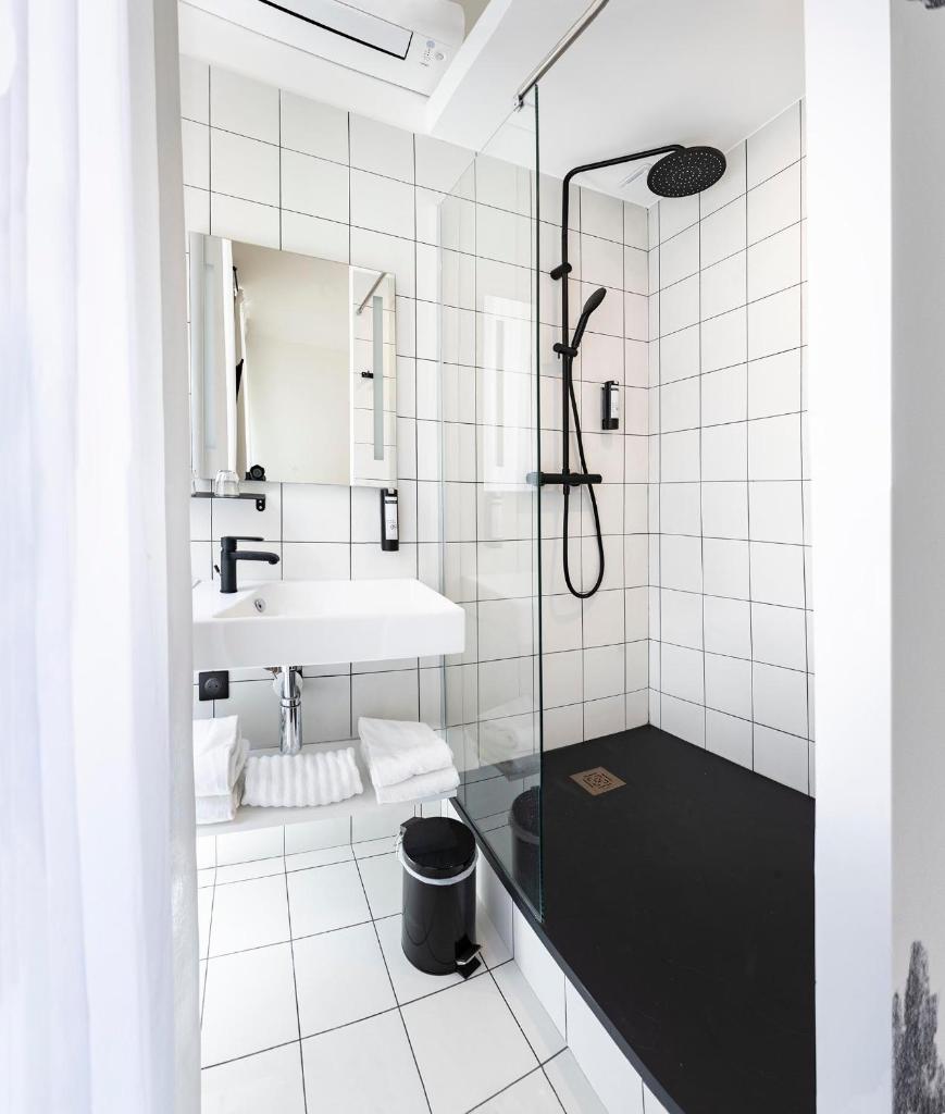 Monsieur Miot Concept Hotel - Bastia centre photo 3