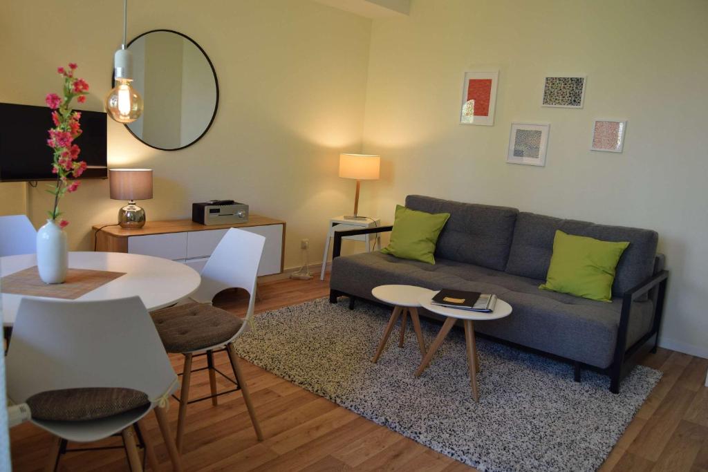 strandnah, Balkon, Sauna- und Schwimmbadnutzung im AHOI Erlebnisbad Sellin gratis - Strandresidenz Brandenburg FeWo 07 photo 4