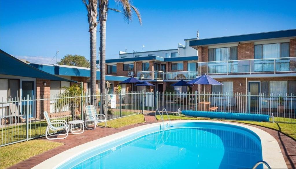 Surfside Merimbula Holiday Apartments photo 4