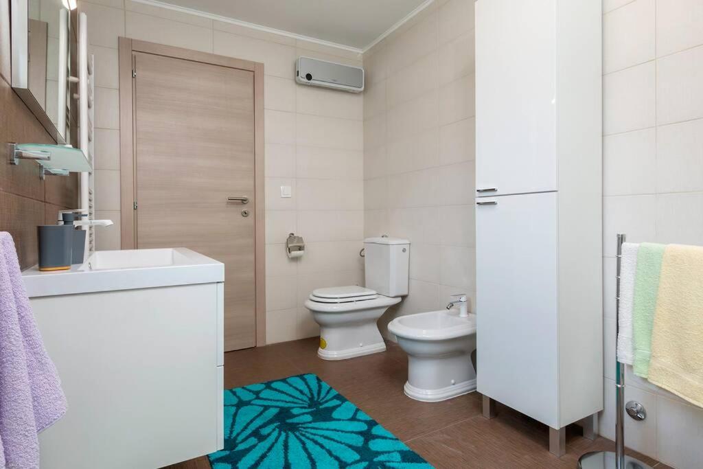 Predivan novouređeni apartman u blizini mora photo 3