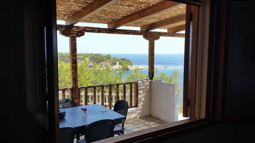 Aliki House photo 2