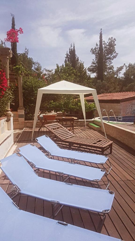 Cosmema House 1 Hot tub and swimming pool villa photo 3