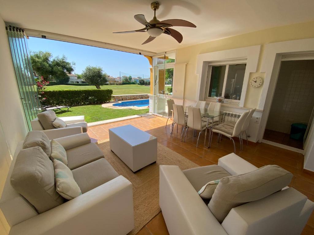 Mar Menor Golf Villa - Frontline Detached - Heated Pool photo 4