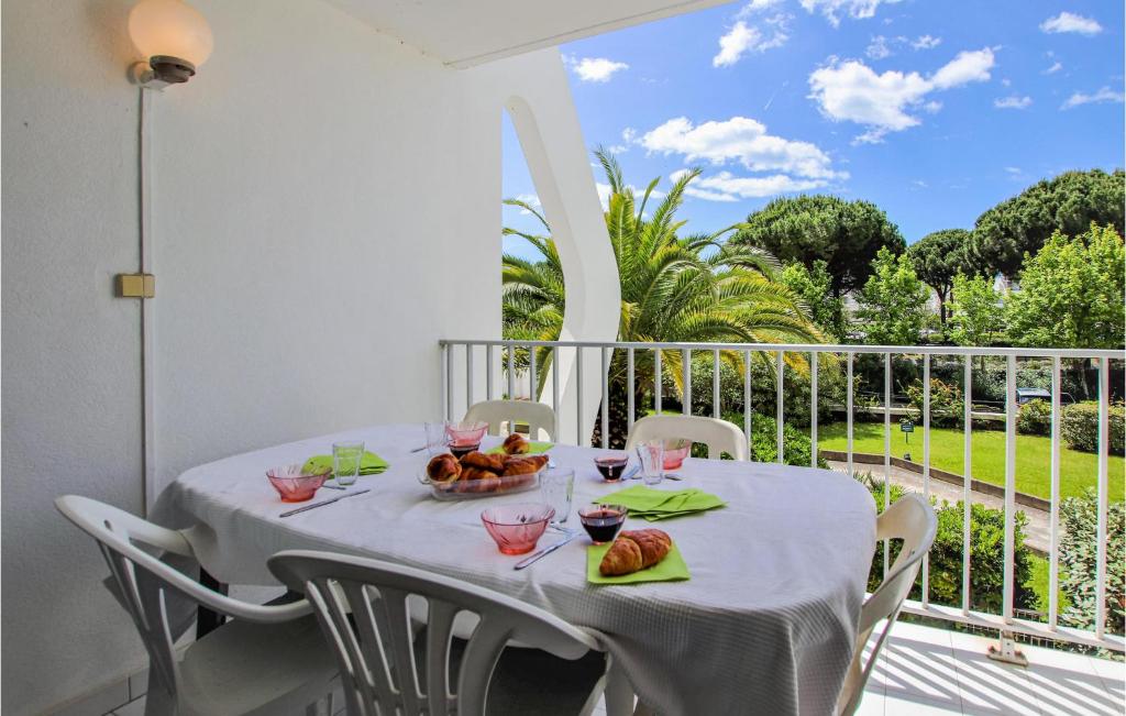 Nice Apartment In La Grande Motte With 2 Bedrooms And Outdoor Swimming Pool photo 1
