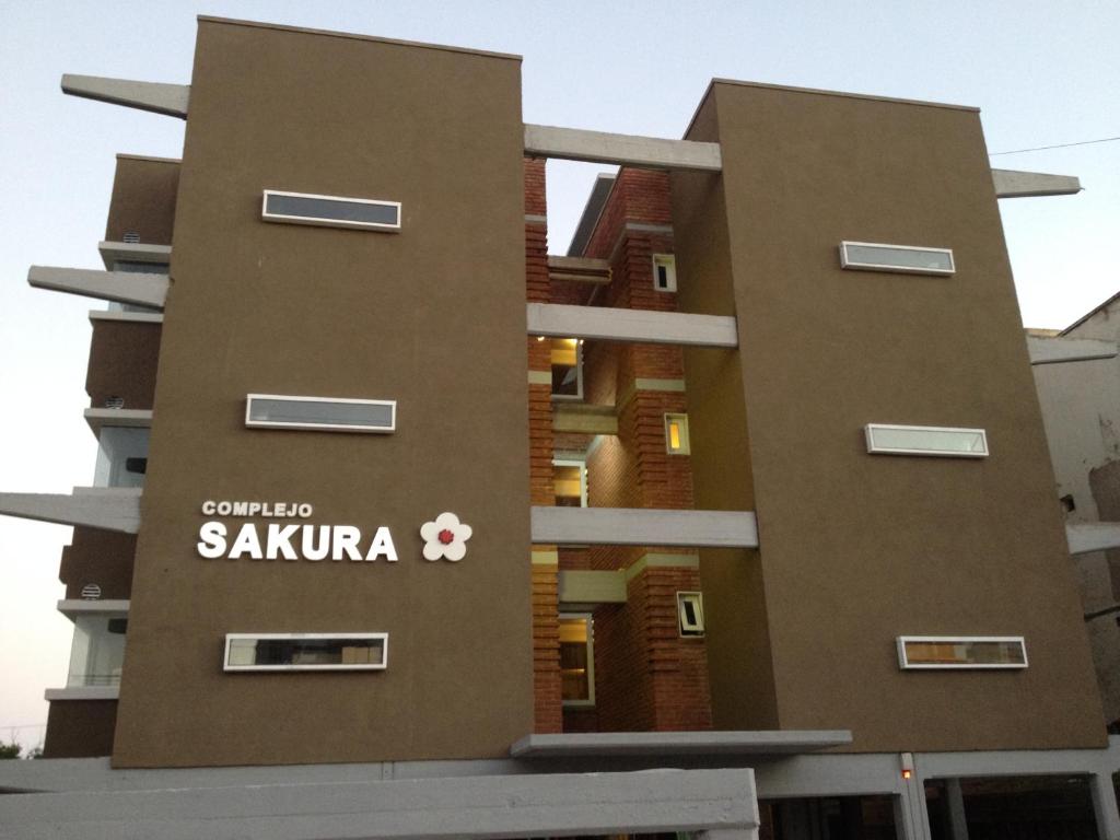 Complejo Sakura photo 1