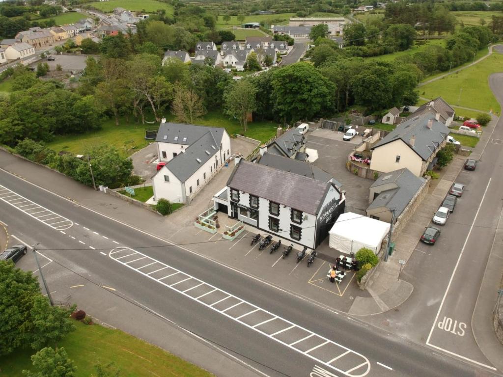 Moran's Bar & B&B photo 2