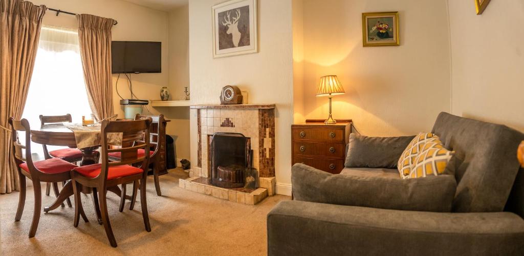 Millbrae Townhouse photo 2