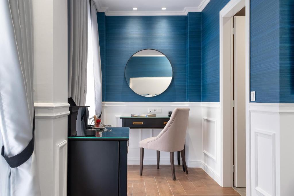 Сьюит (Люкс с сауной и балконом), Evripidou Suites