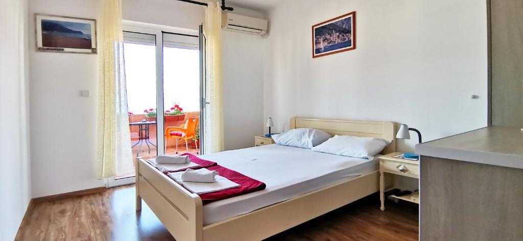 Двухместный (Двухместный номер с 1 кроватью и балконом, вид на море), Guest House Villa Jovana