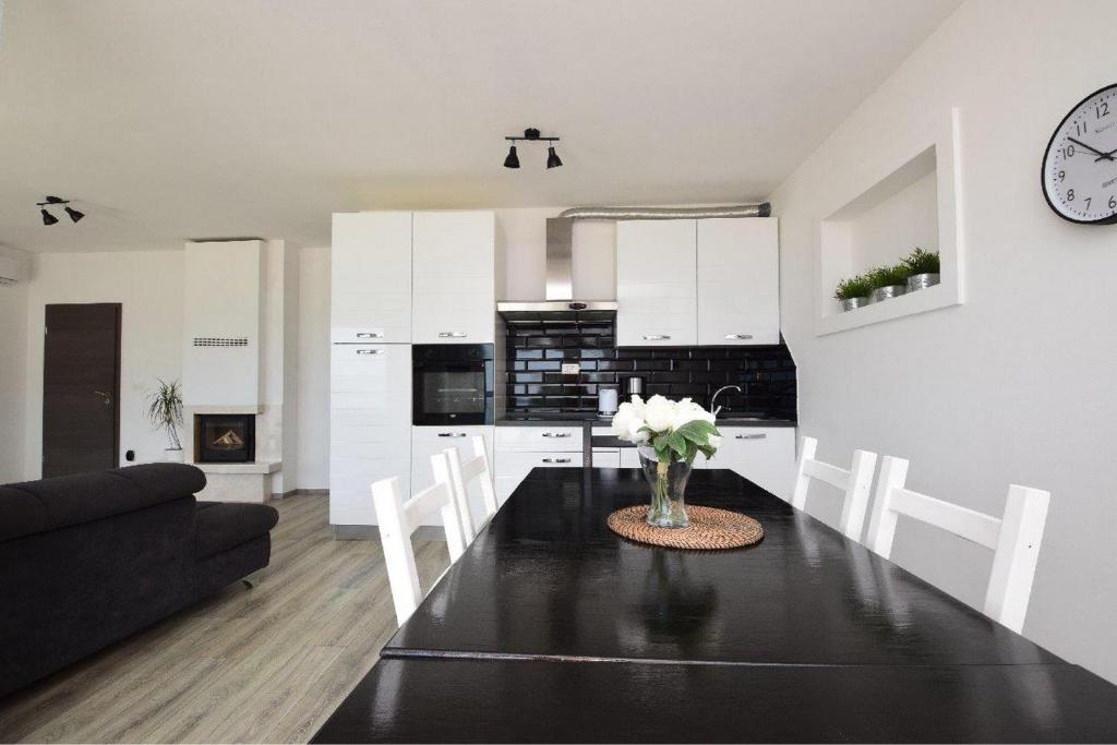 Apartments Lueva photo 4