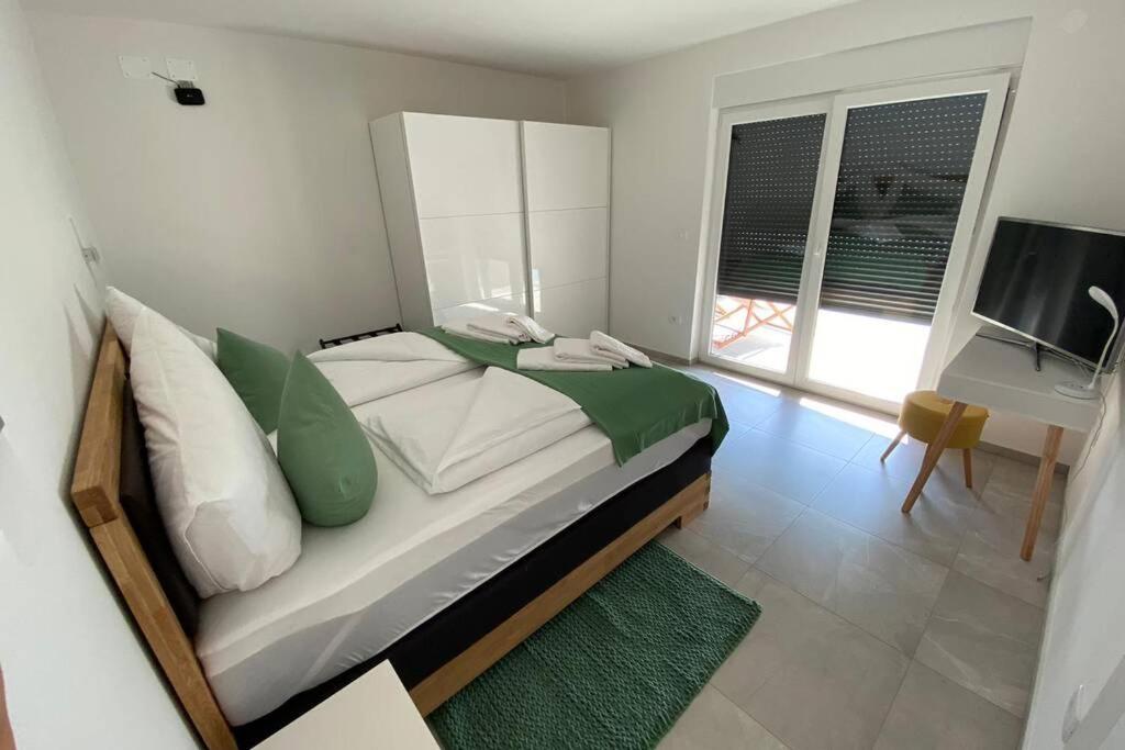 Villa Lighthouse mit Pool und Jacuzzi photo 4