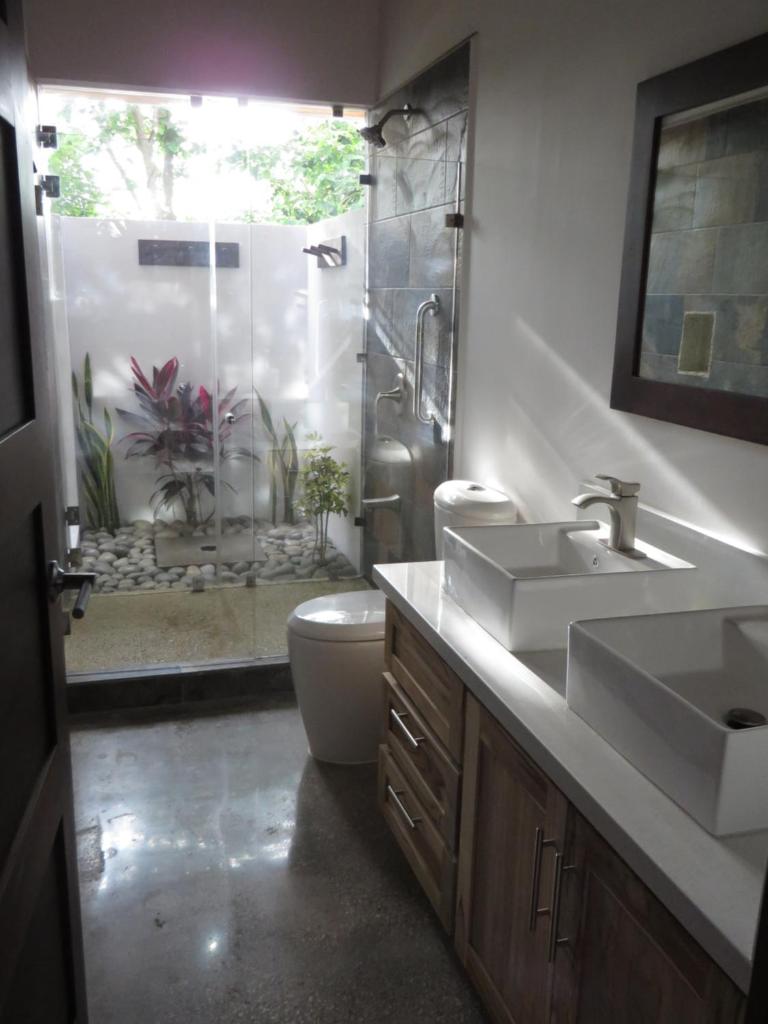 New Hill top Home with a Beautiful Tropical View photo 2