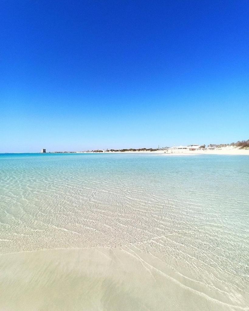 casa gialla mare del salento