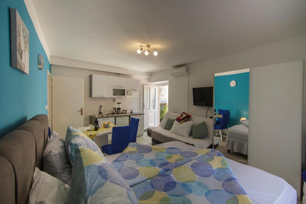 Apartment Filomena in the center photo 1