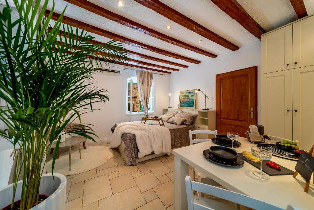 Charming Old Town Apartment Pjaca Split photo 2