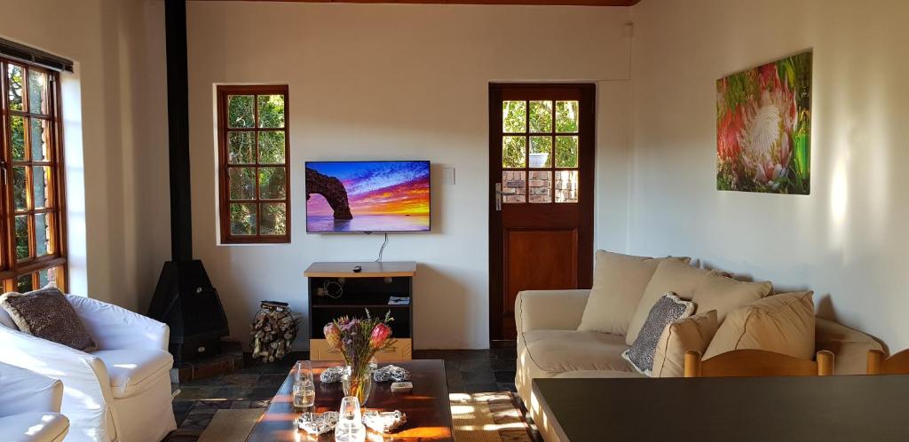 Home2Home Protea Cottage photo 1