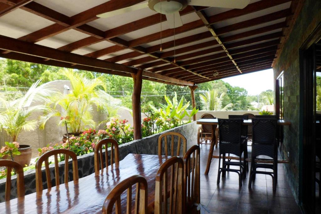 TipTop Hotel, Resto and Delishop photo 3