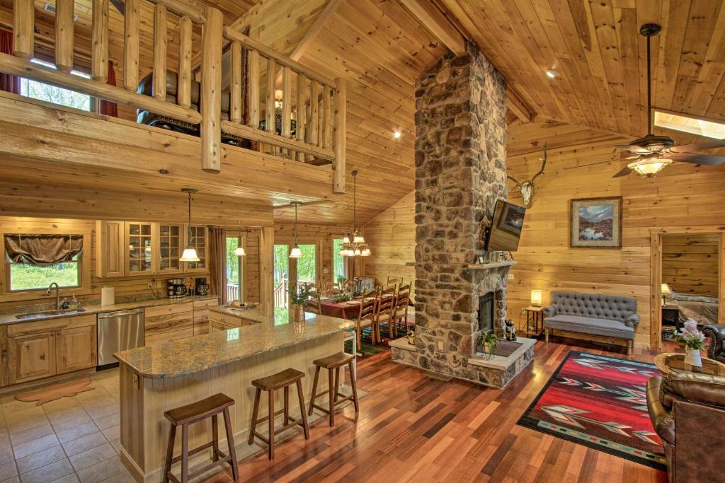 Spacious Poconos Cabin with Hot Tub, Deck and Grill! photo 4