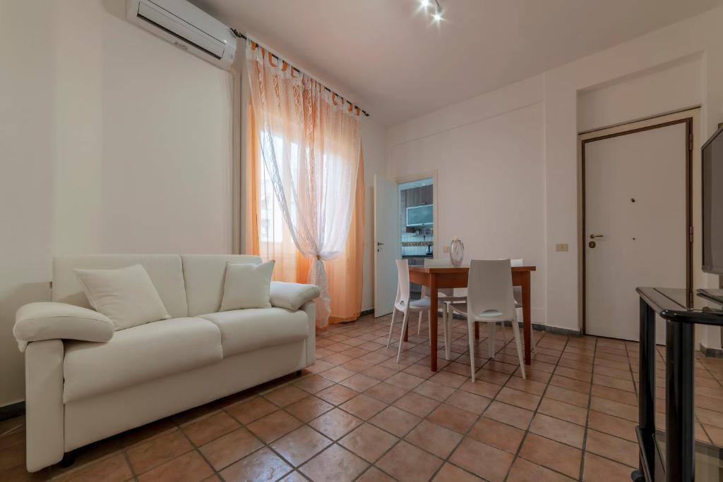 GuestHost - San Giovanni in Laterano Cozy and Quiet Flat Room Type - One-Bedroom Apartment