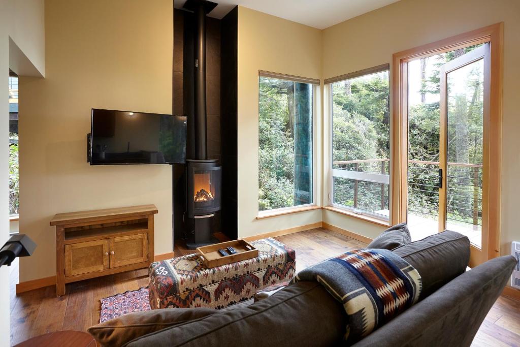 Middle Beach Lodge photo 3