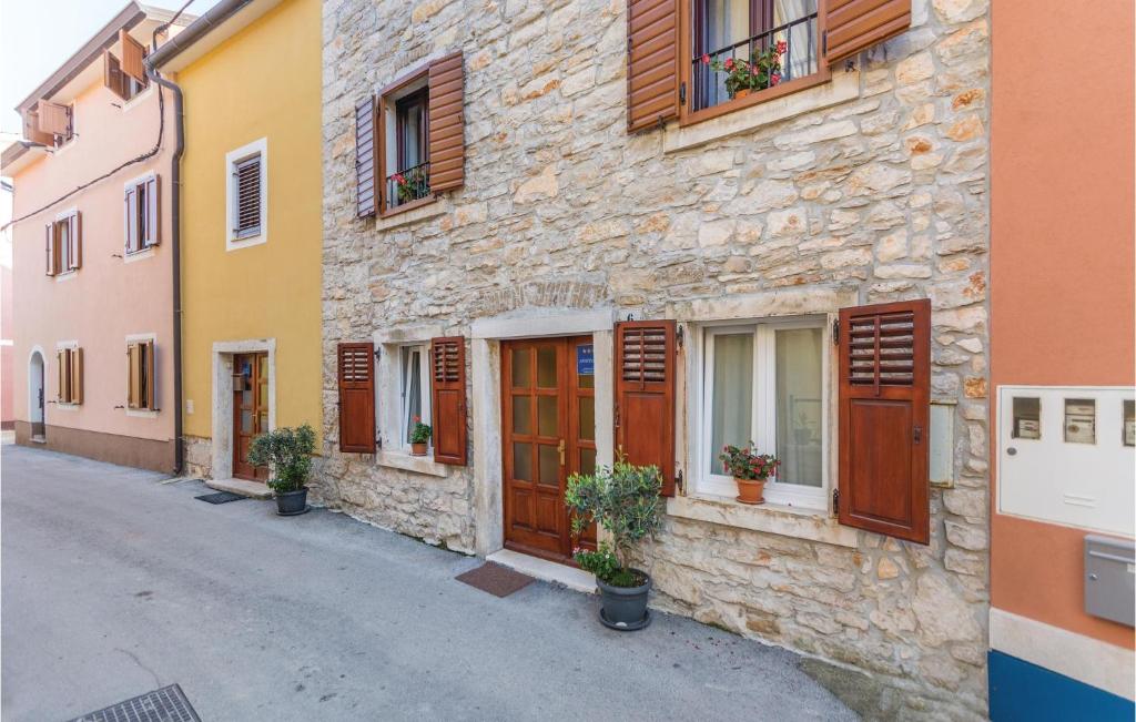 Awesome Apartment In Novigrad With 1 Bedrooms And Wifi photo 2