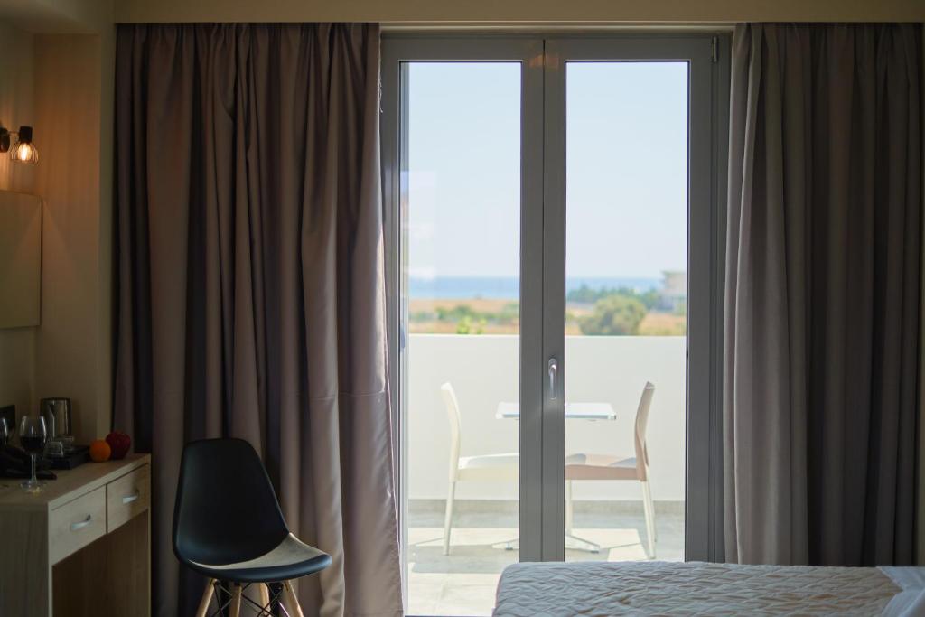Sunny View Hotel photo 2