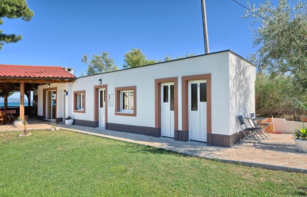 Apartments & Bungalows Ivanović photo 2