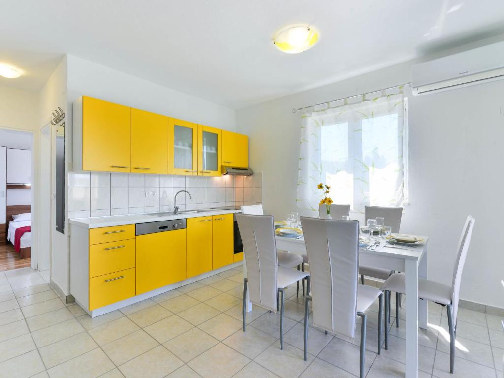 Apartment Matas - SRD317 by Interhome photo 3