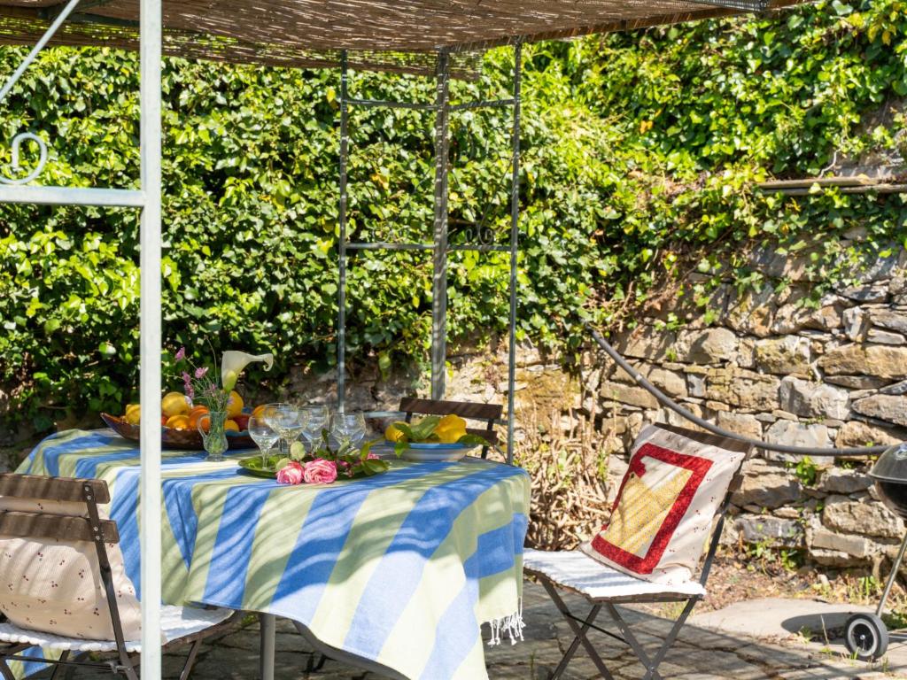 Apartment Costanza & Valeria - PRE133 by Interhome photo 2