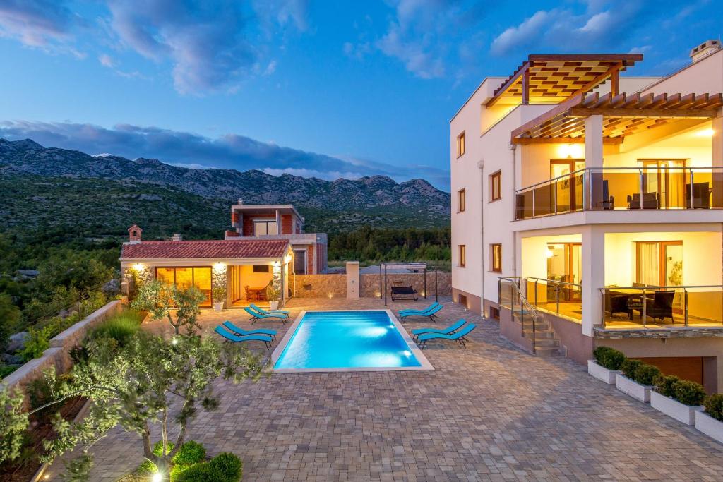 Villa Grandioza photo 2