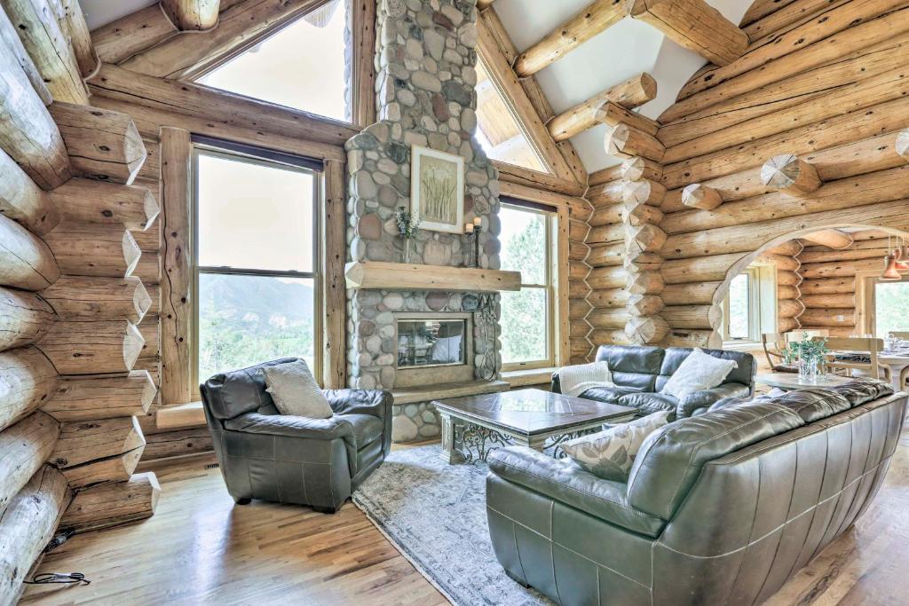 Spacious Mountain Retreat with Deck Hike and Explore! photo 2