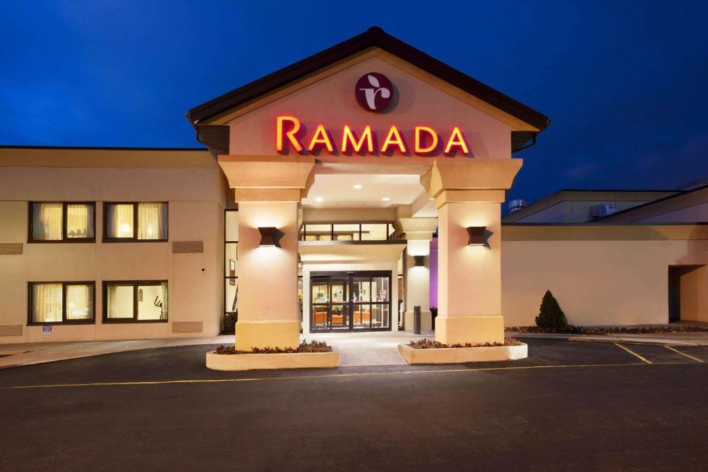 Ramada by Wyndham Newark/Wilmington photo 1