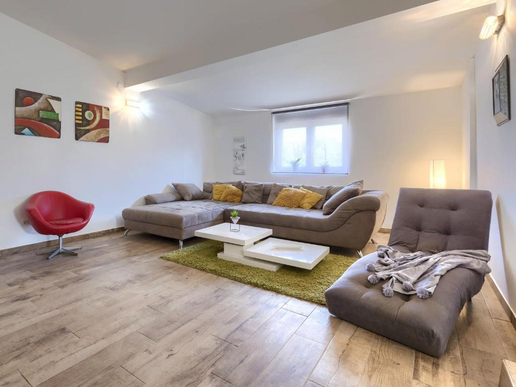 Holiday Home Alma by Interhome photo 3