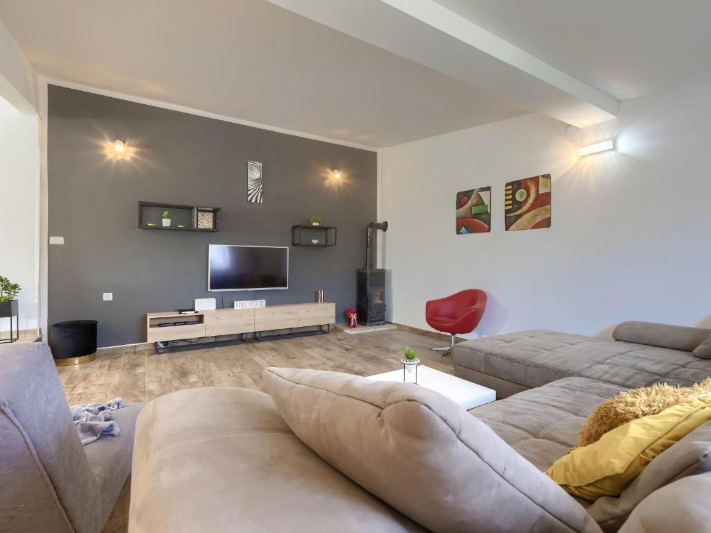 Holiday Home Alma by Interhome photo 4