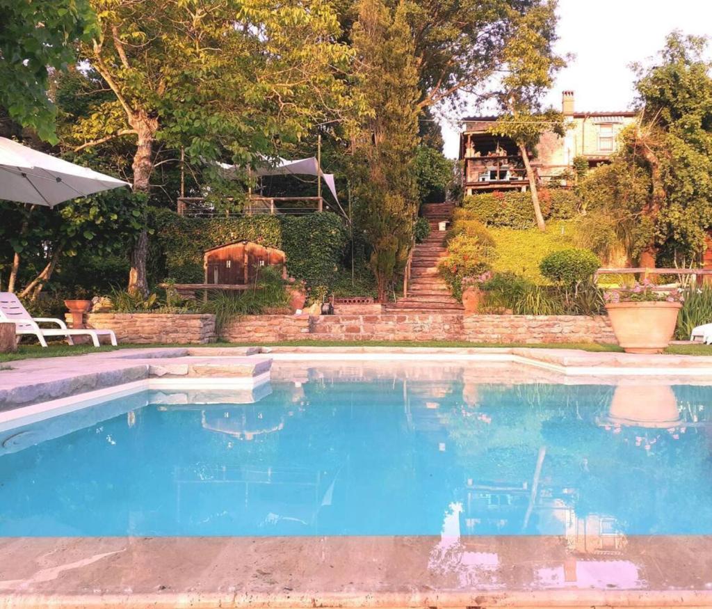 Tuscan hills near Florence - stone house photo 3