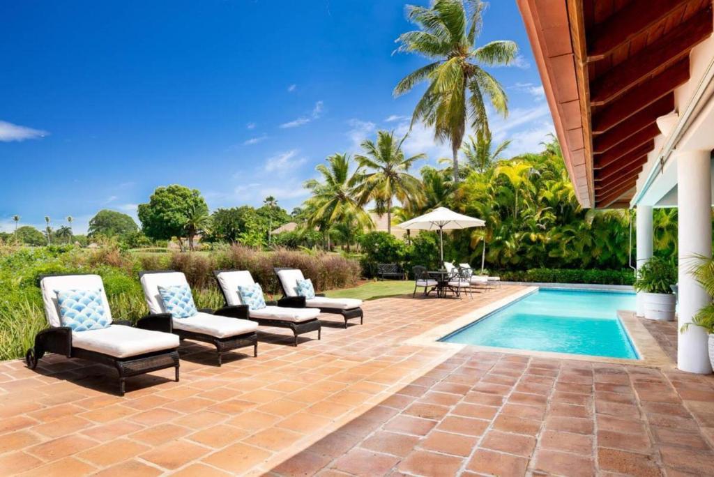Los Lagos 19- Golf and Lake View 5-Bedroom Villa photo 3