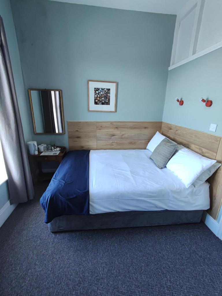 Rolling Wave Guesthouse photo 1