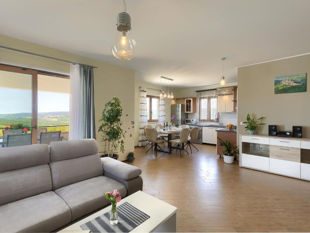 Holiday Home Montebello by Interhome photo 2
