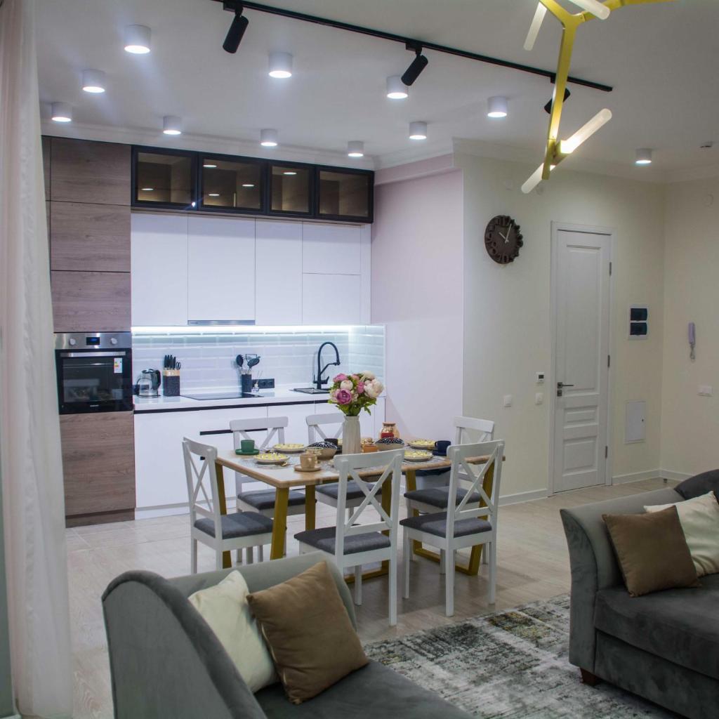 Deluxe Apartment - Tamerlan Residence photo 4