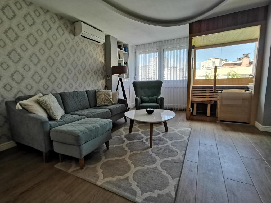 Lux Apartman 34 photo 2