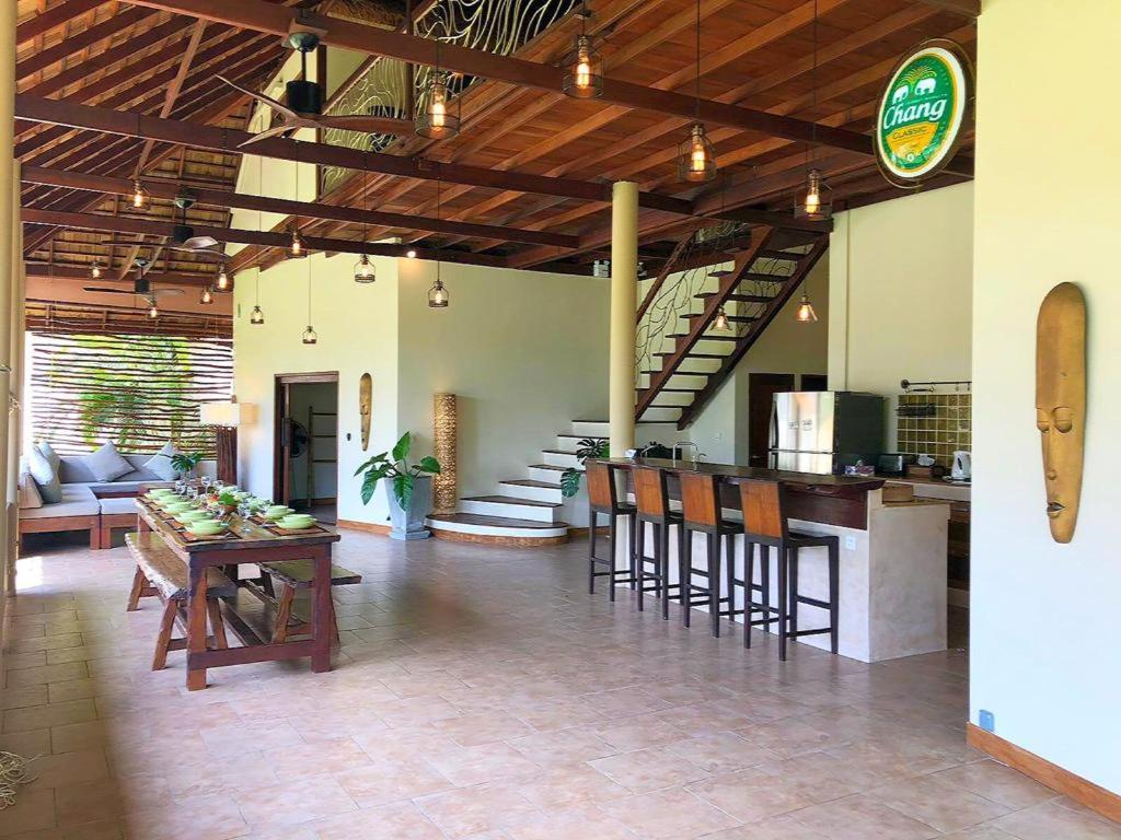 Baan Yai exclusive Villa 5 bedrooms photo 2