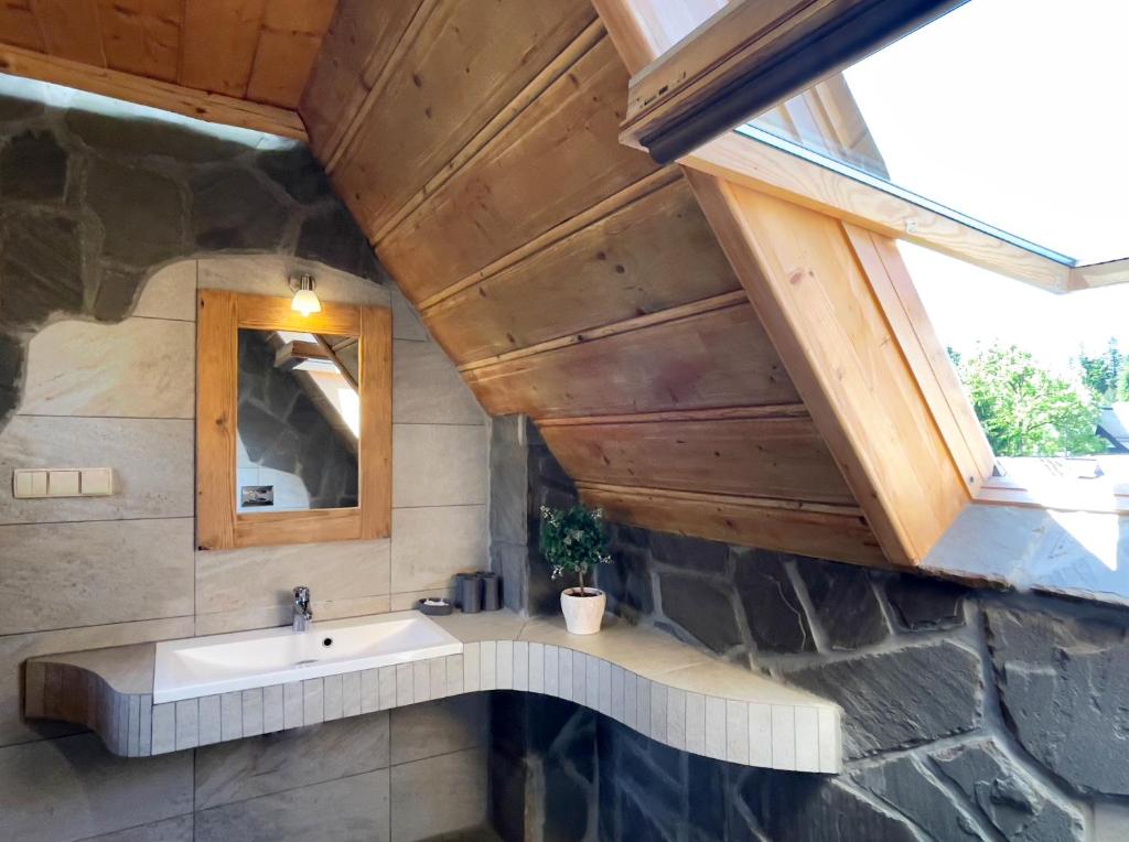 Четырехместный (Четырехместный номер с 2 спальнями и балконом), Pensjonat u Ani