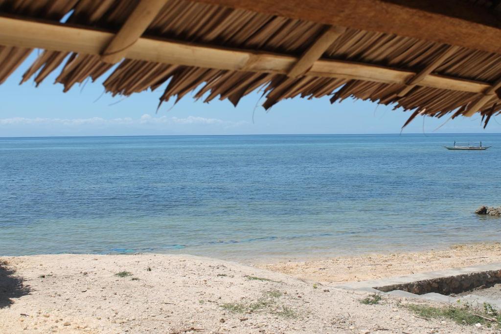 J & C Beach Resort photo 1