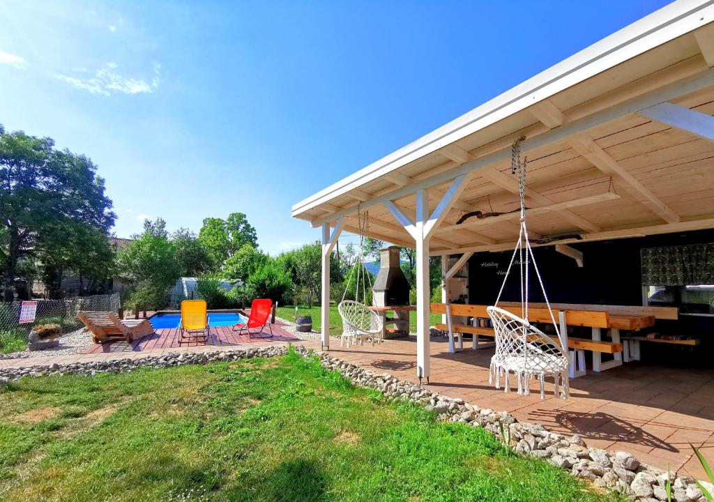 Holiday home Melani photo 2