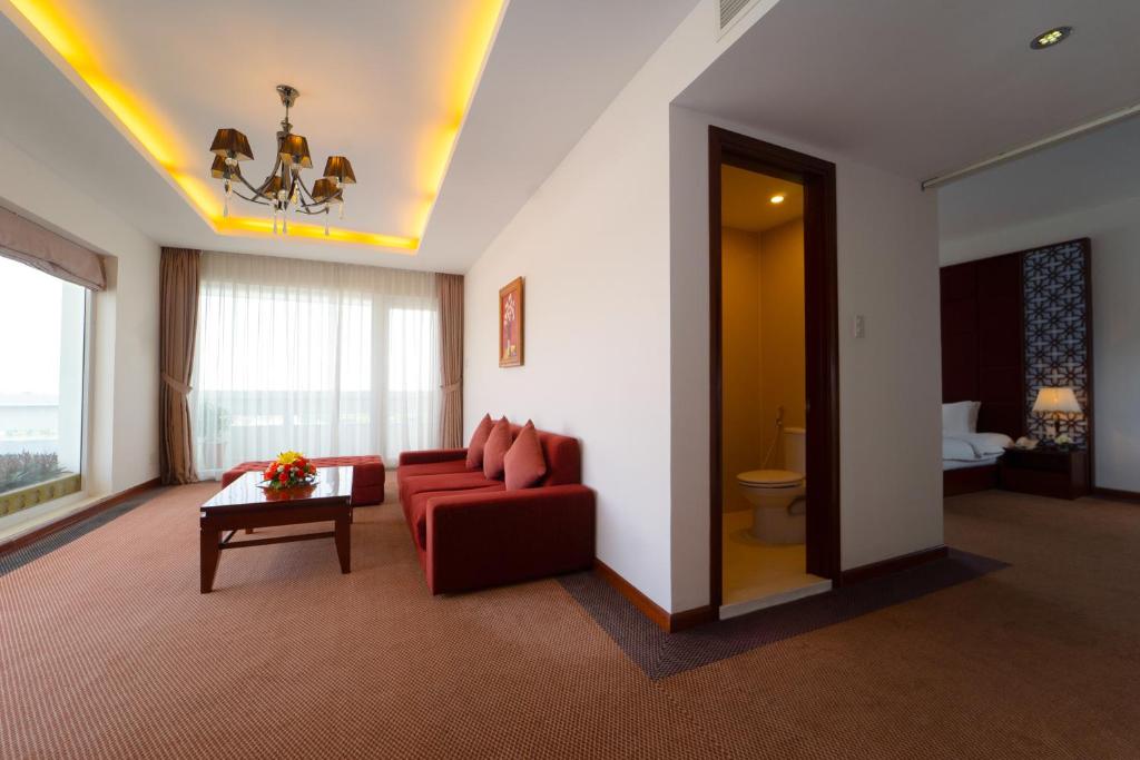 Сьюит (Люкс «Гранд» с видом на реку), Century Riverside Hue